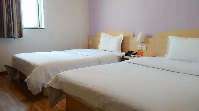 7Days Inn Changsha Wuyi Avenue Yunajialing Metro Station Esterno foto